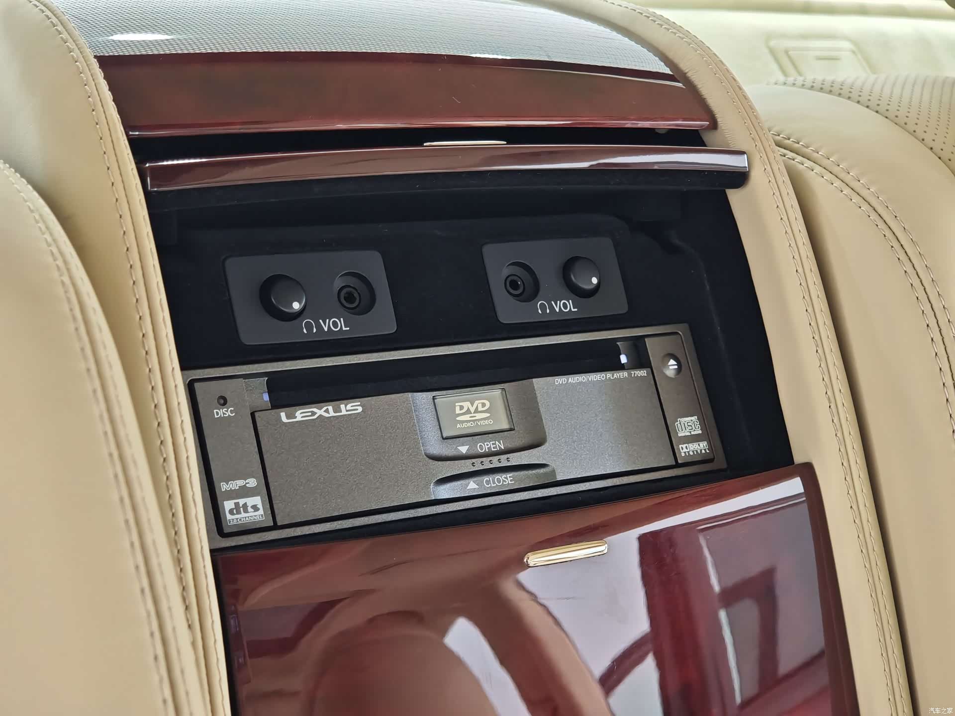 Lexus LS, 2007 15
