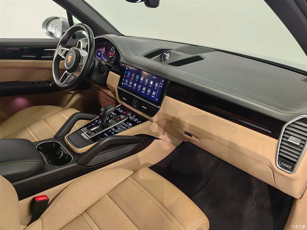 Porsche Cayenne, 2022 9