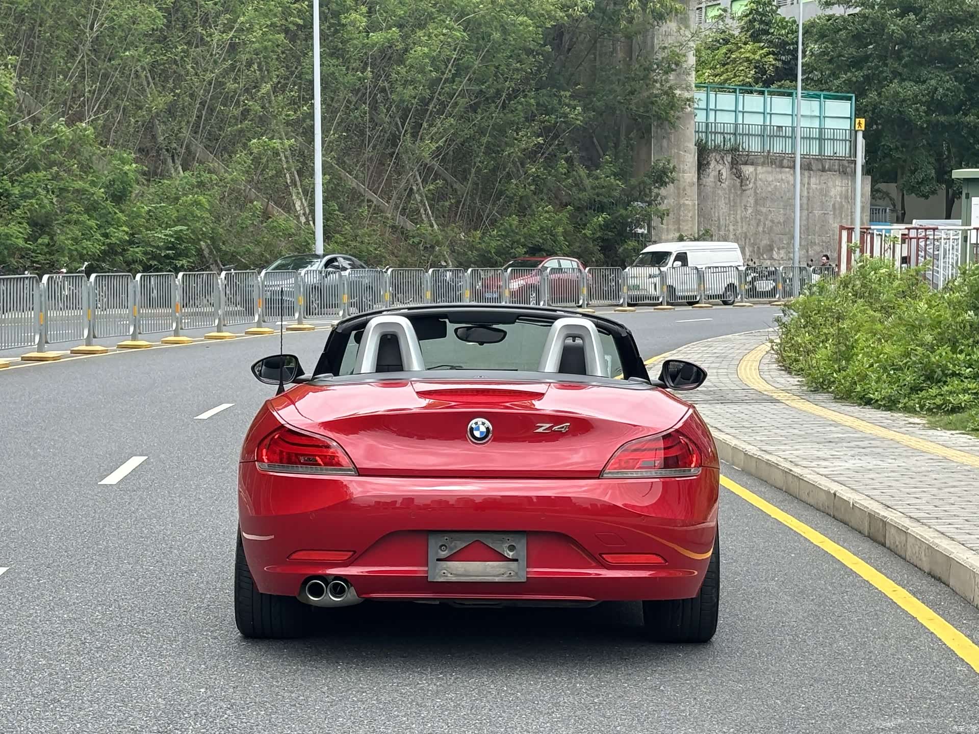 BMW Z4, 2014 19