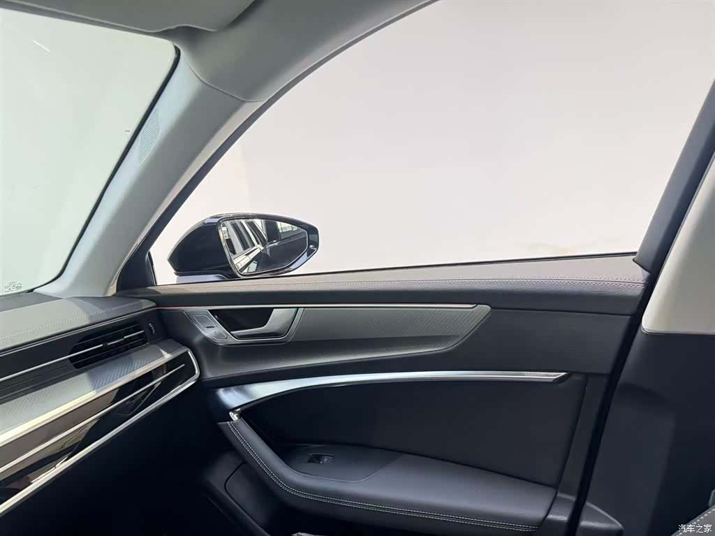 Audi A6, 2025 13