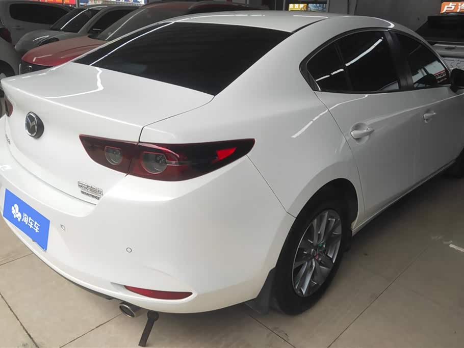 Mazda 3 Angkesaila