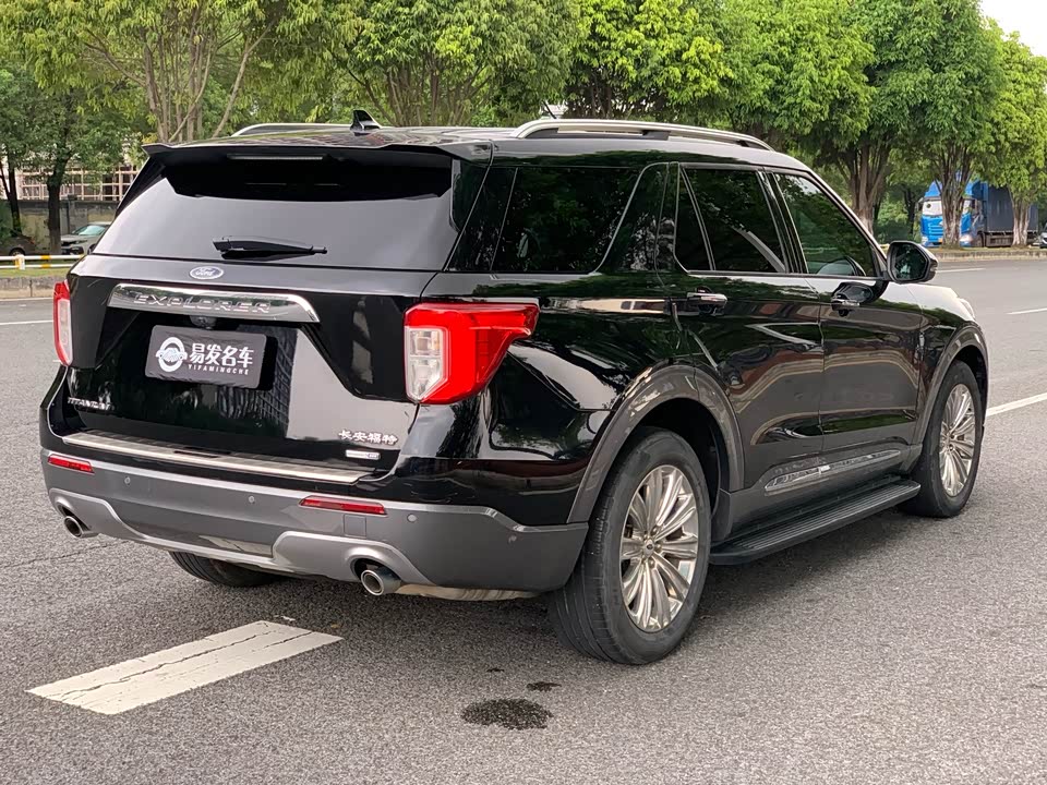 Ford Explorer Ford Explorer