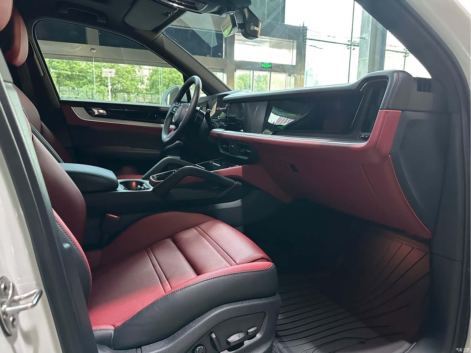 Porsche Cayenne, 2025 18