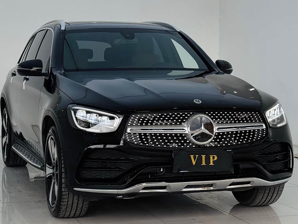 Mercedes-Benz GLC 2023 GLC 300 L 4MATIC 5 мест