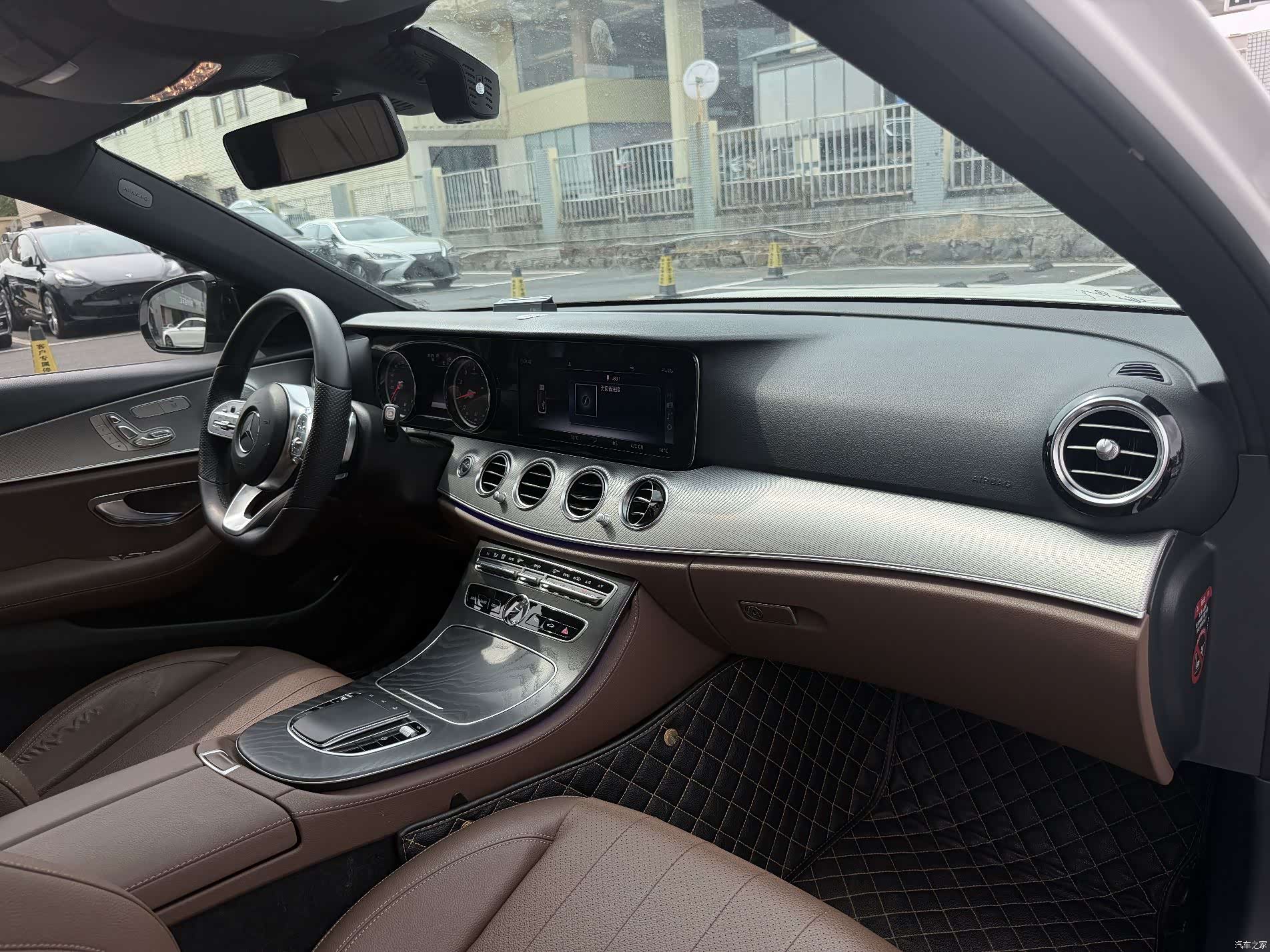 Mercedes-Benz E-Class, 2018 17