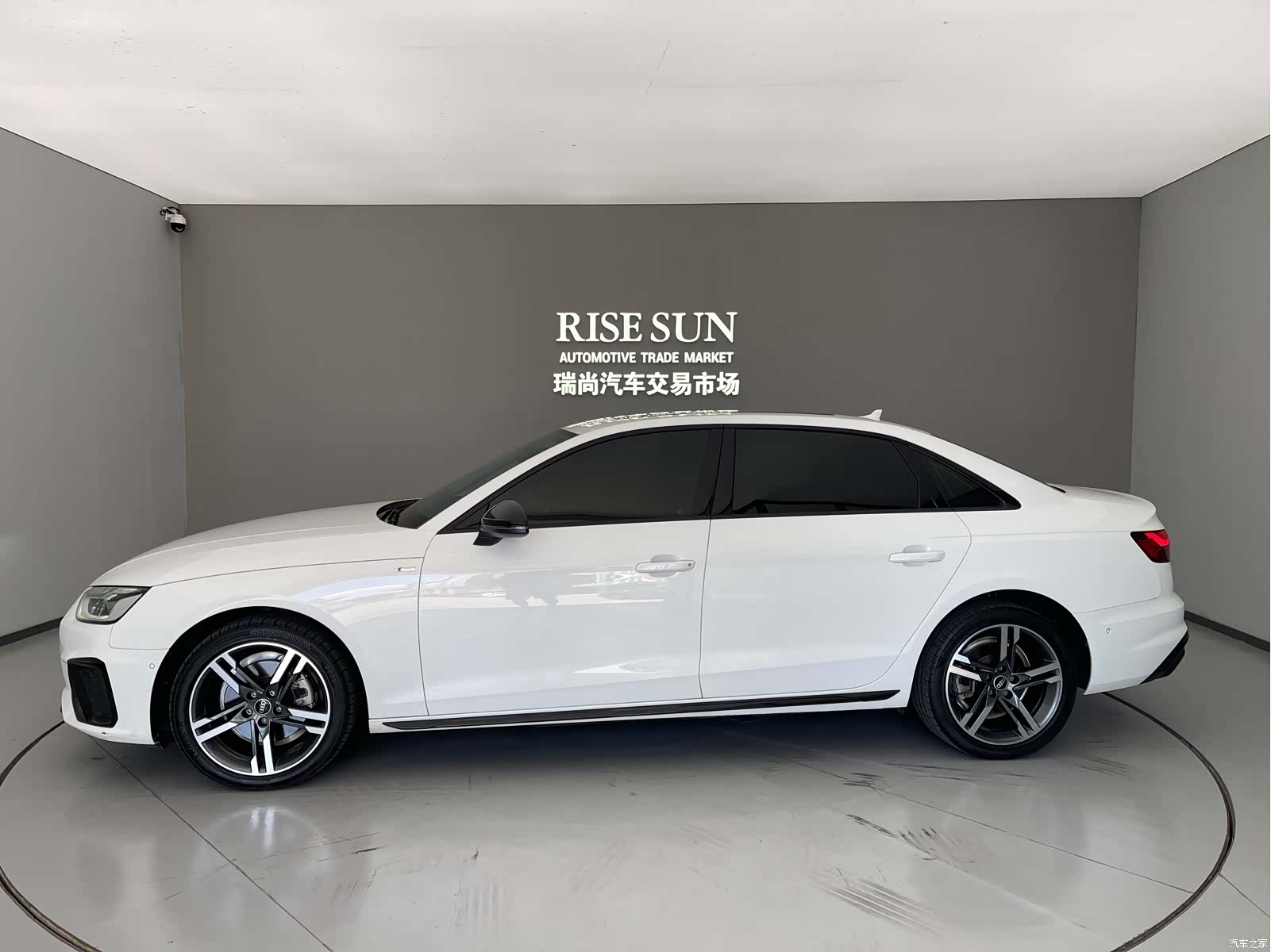 Audi A4L, 2022 7