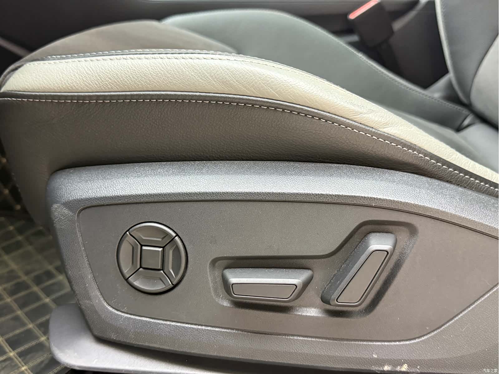Audi Q3, 2023 15