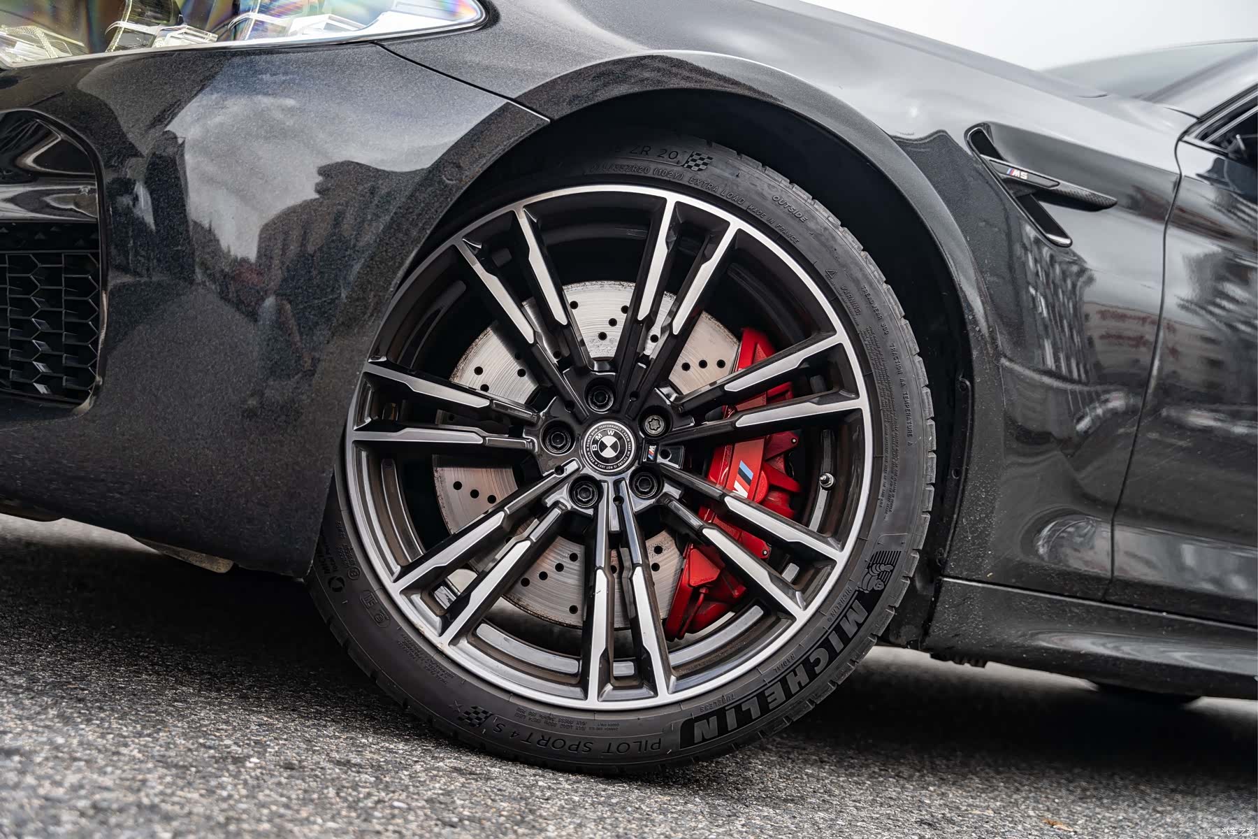 BMW M5, 2019 все фото