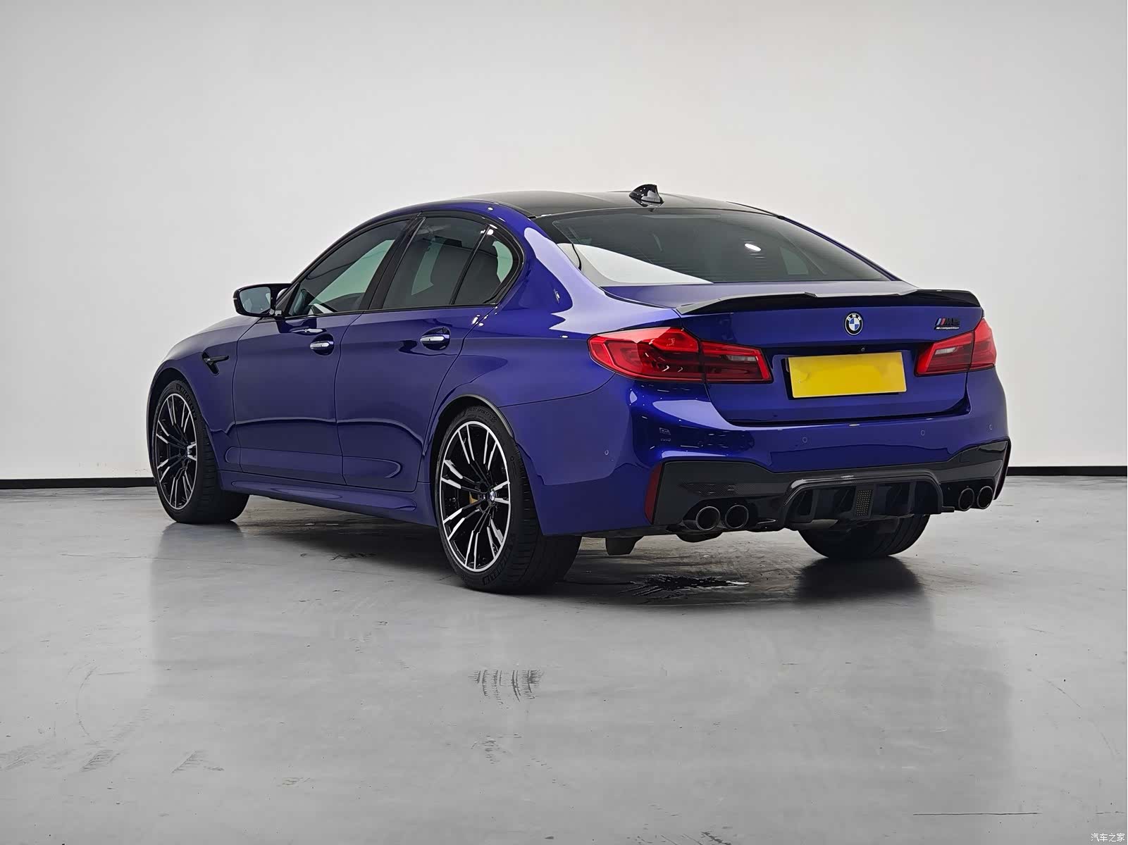 BMW M5, 2018 9