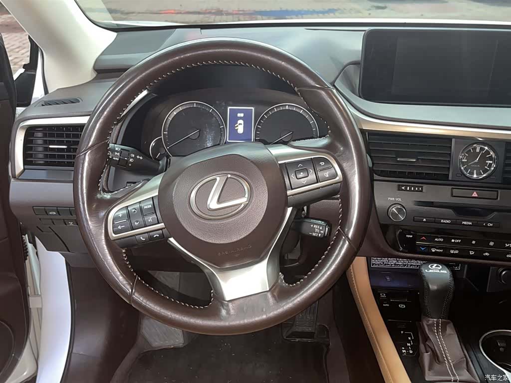 Lexus RX, 2017 3