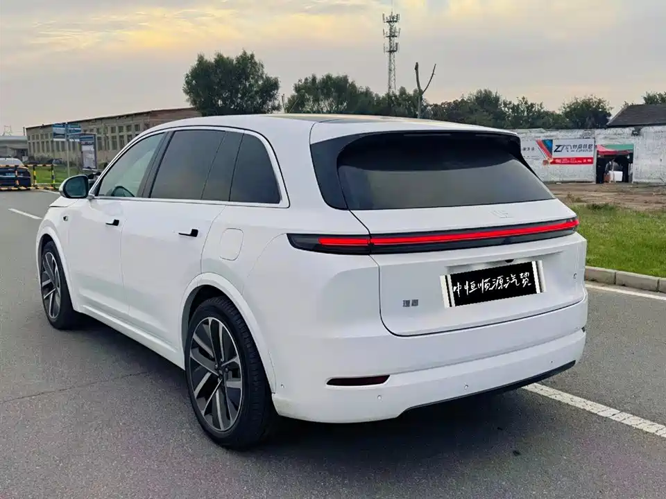 Li Auto Ideal L7