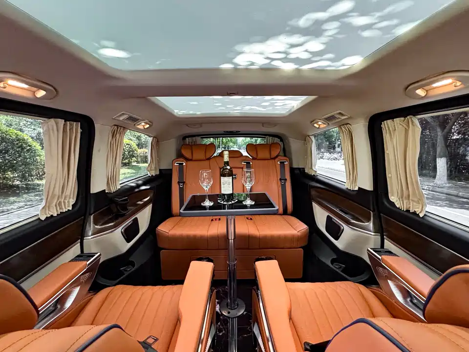 Mercedes-Benz V-class