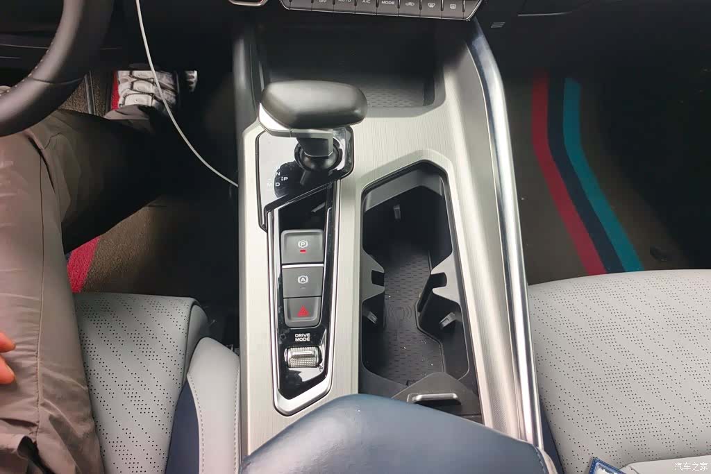 Geely Preface, 2020 16