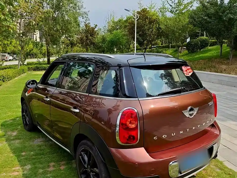 MINI COUNTRYMAN