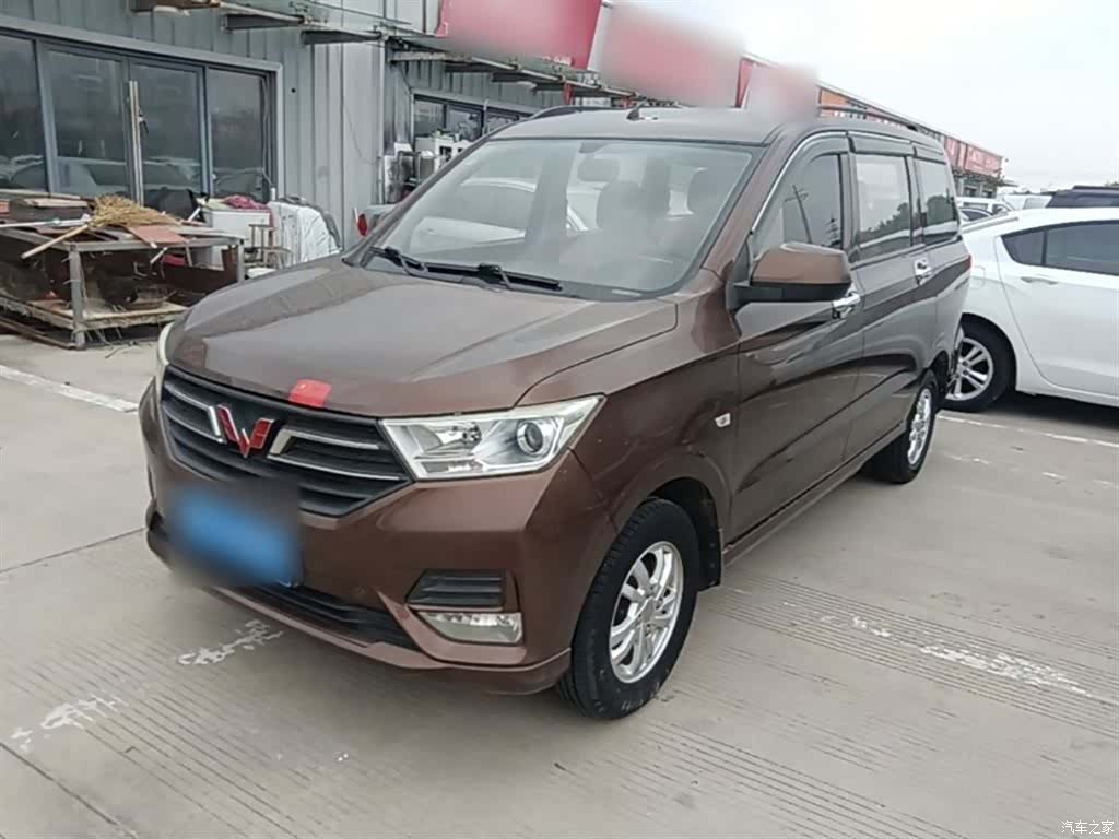 Wuling Hongguang, 2019 1