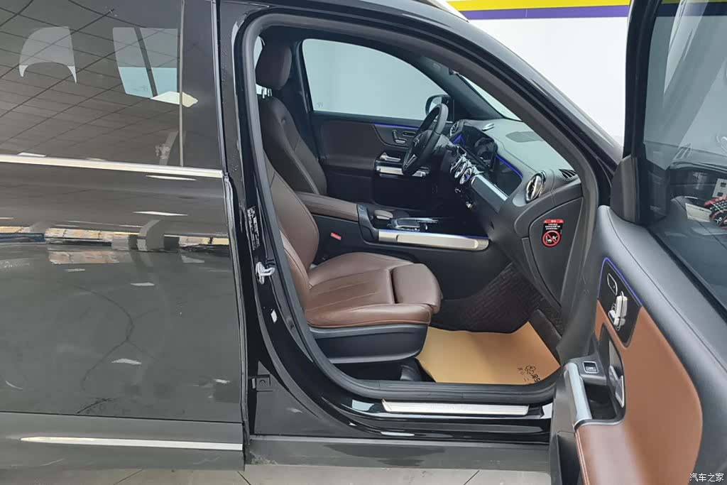 Mercedes-Benz GLB, 2023 8