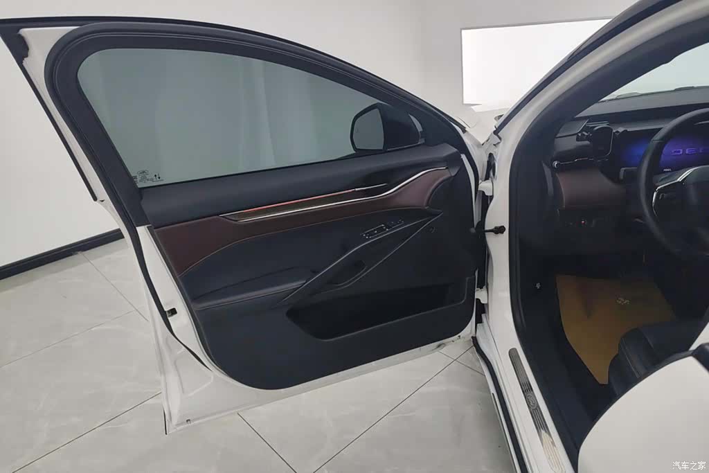 Ford Mondeo, 2023 7