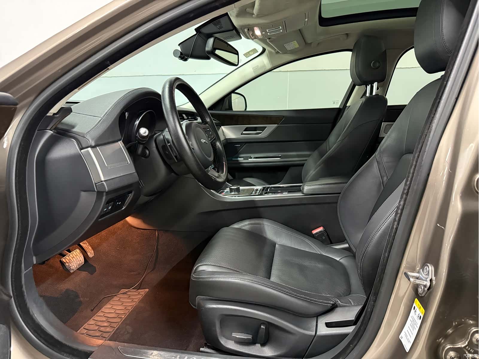 Land Rover XFL, 2017 10