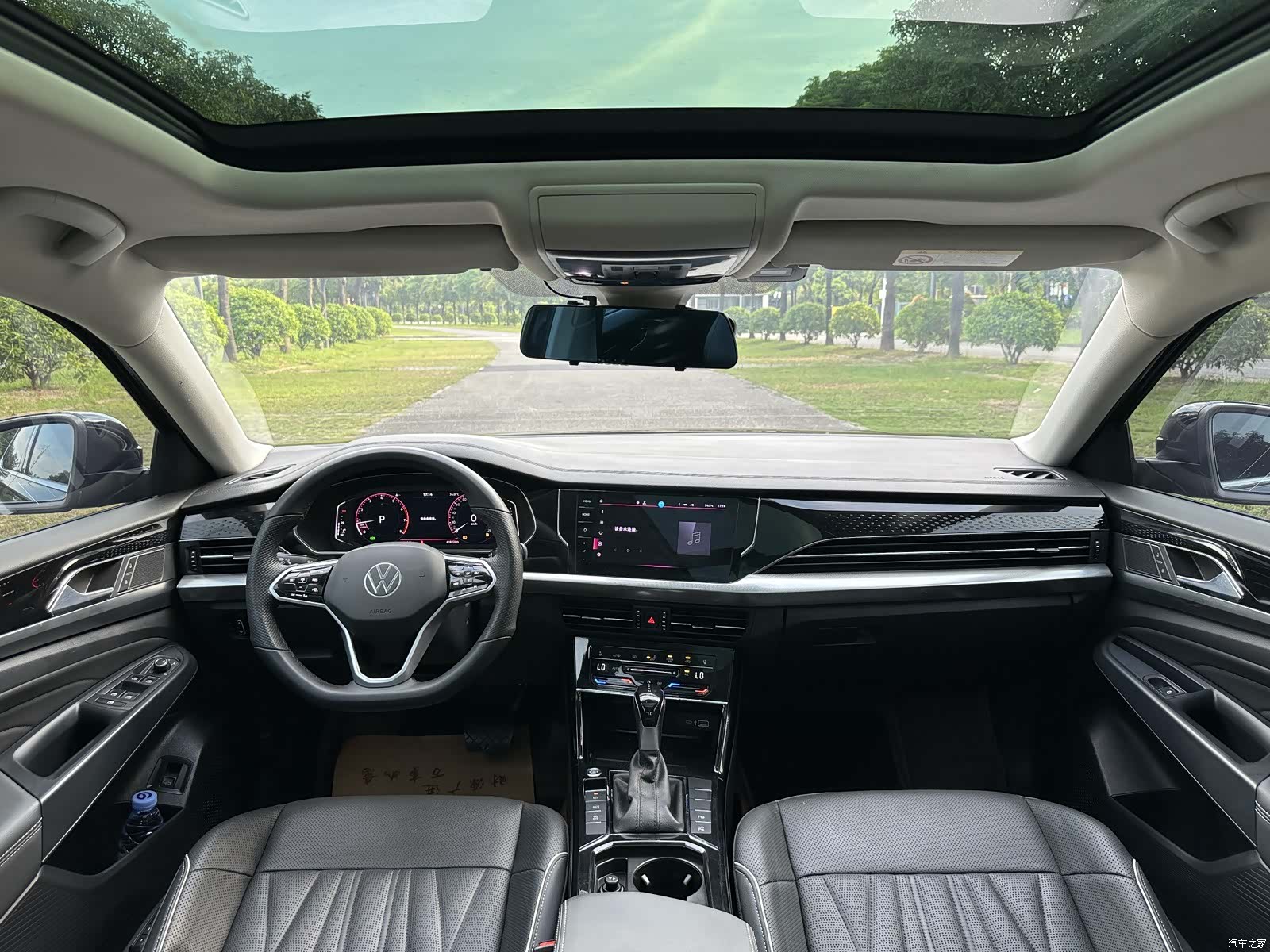 Volkswagen Passat, 2023 4