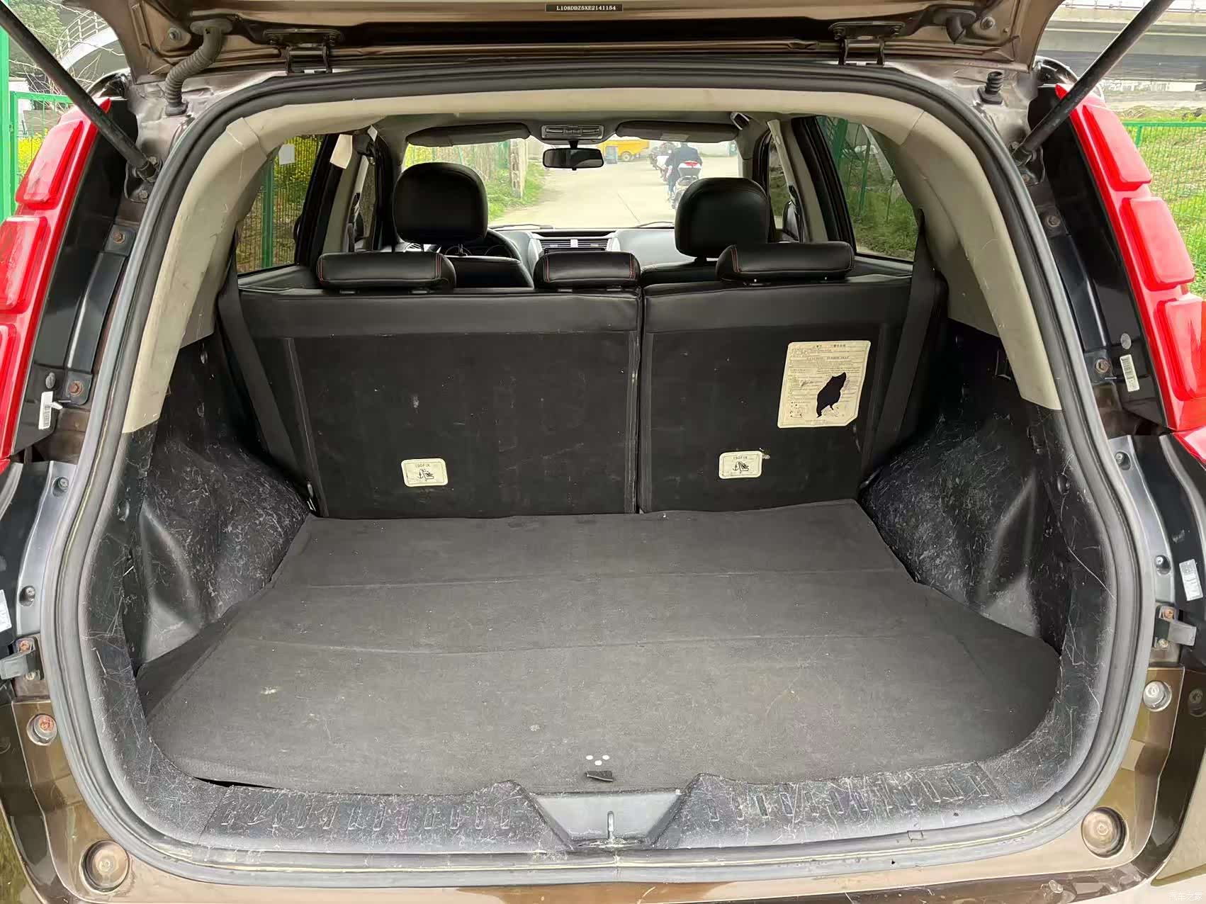 Geely GX7, 2014 14
