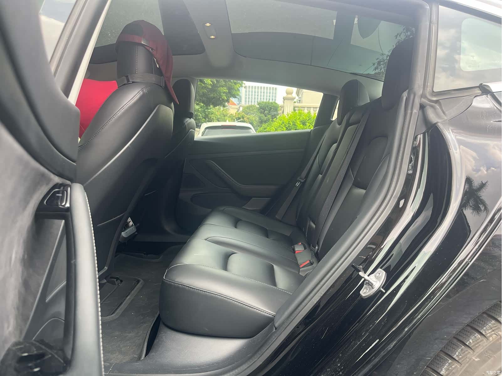 Tesla Model 3, 2020 6