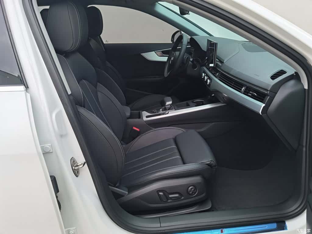 Audi A4L, 2023 22