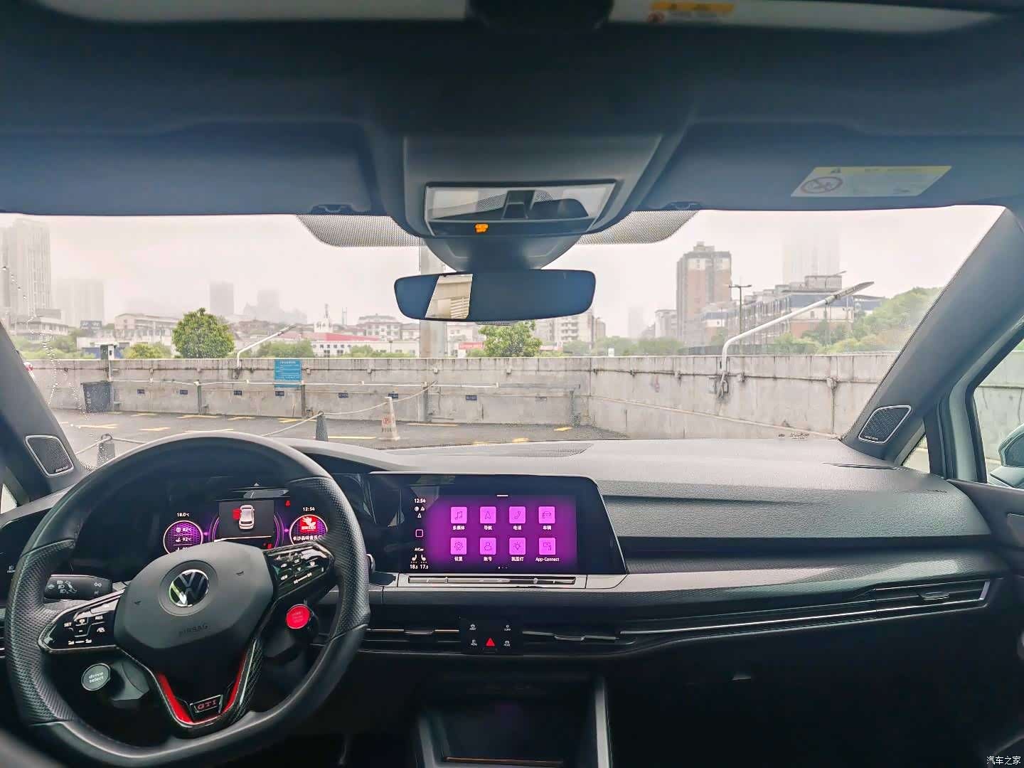 Volkswagen Golf, 2023 8