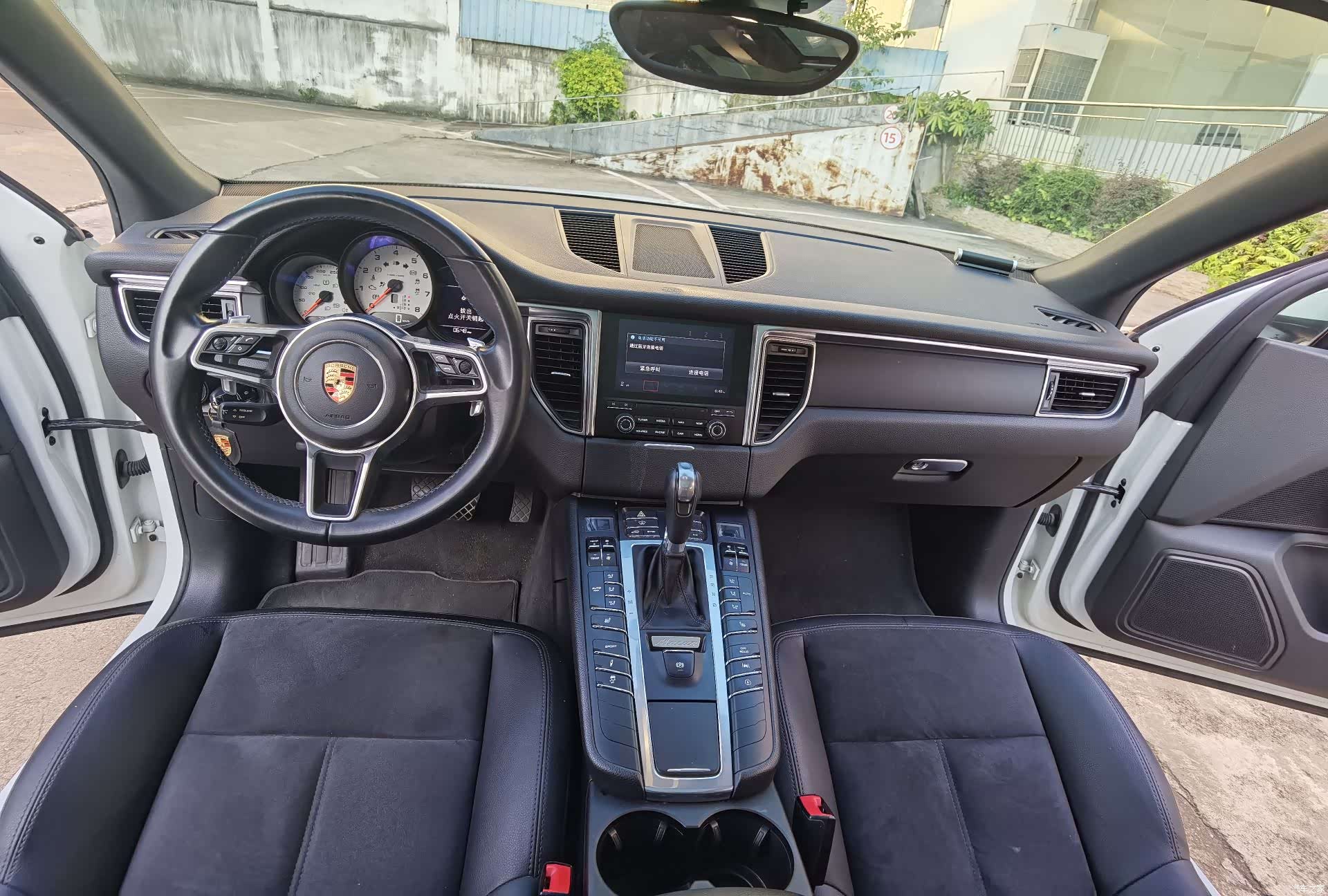 Porsche Macan, 2018 12