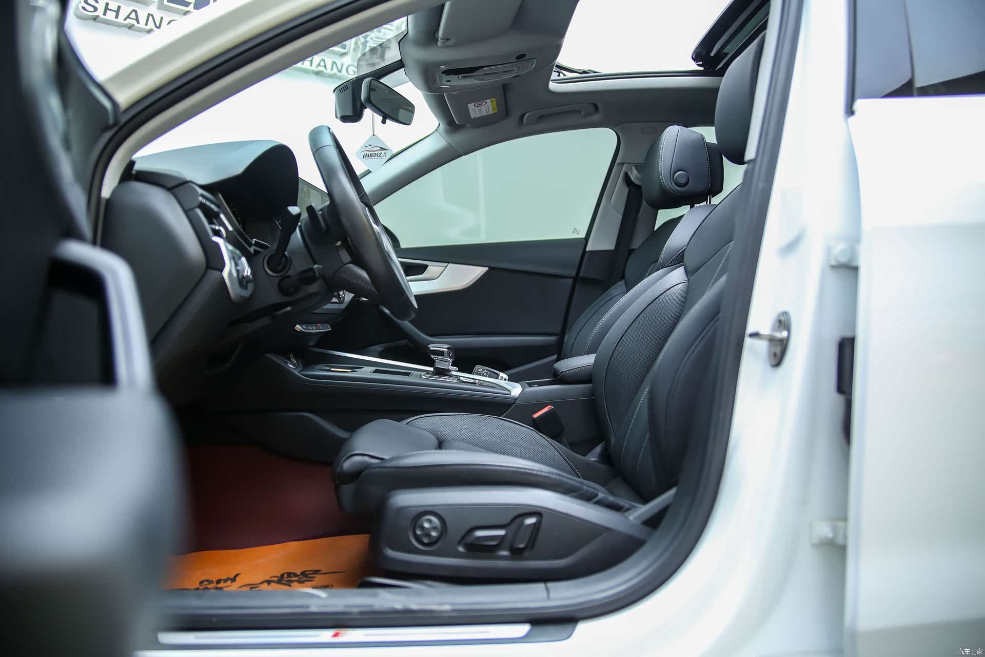 Audi A4L, 2021 35