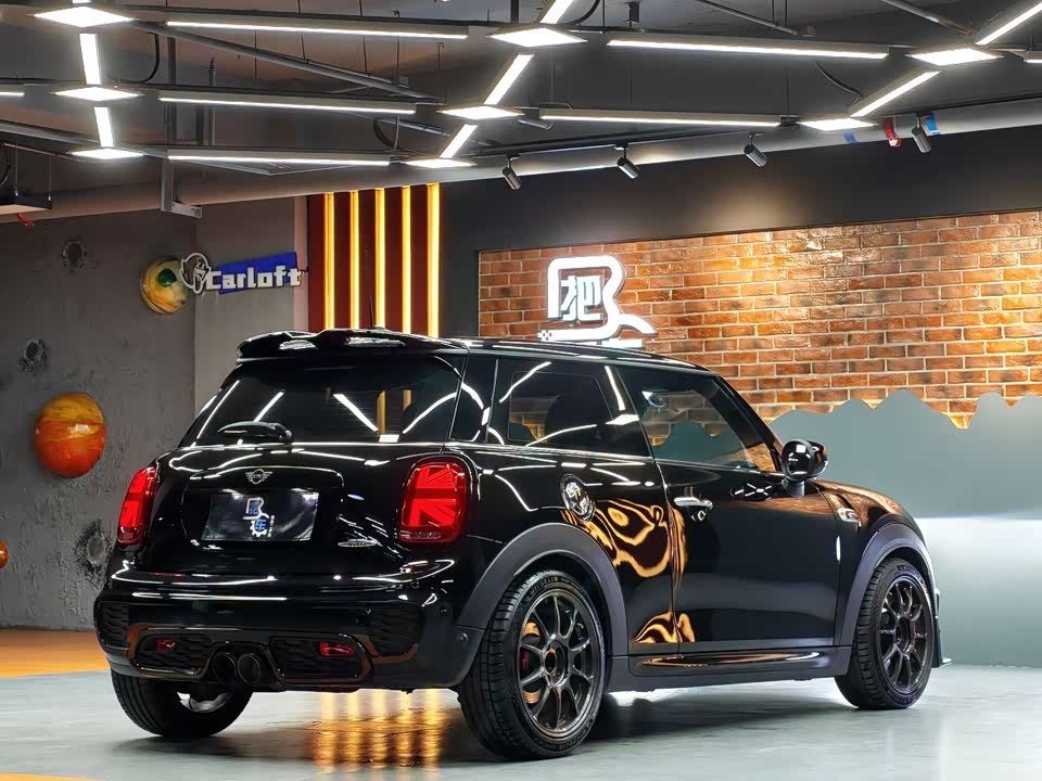 MINI JCW