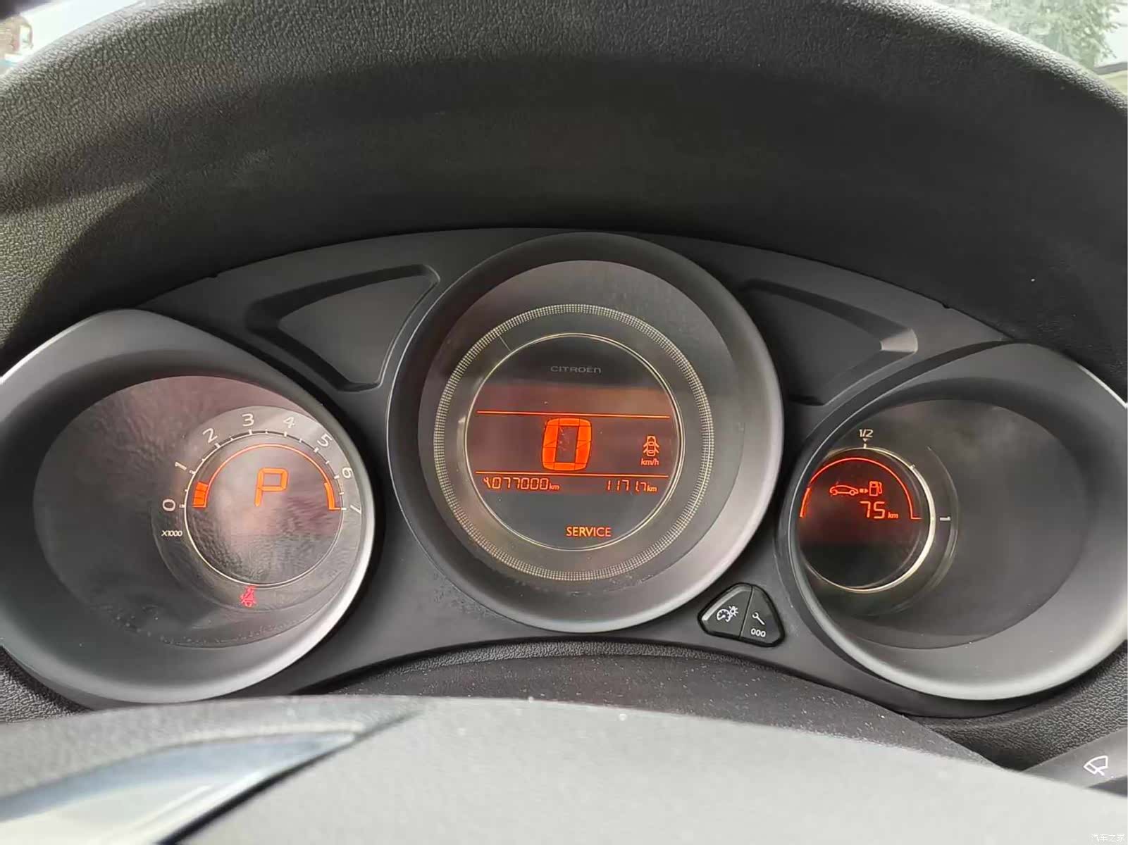 Citroen C4, 2015 все фото