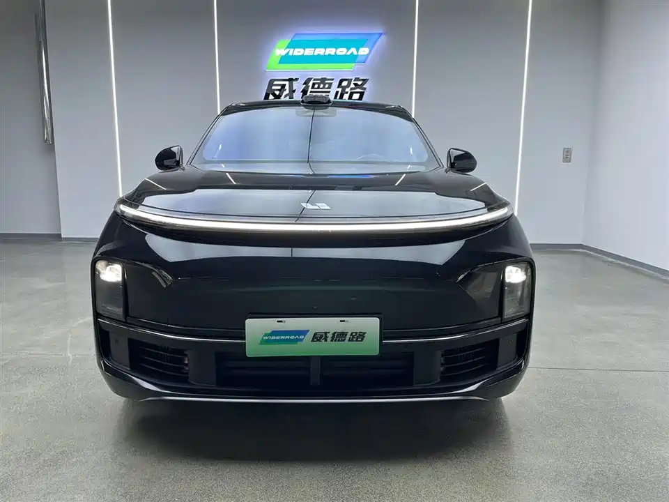 Li Auto Ideal L8