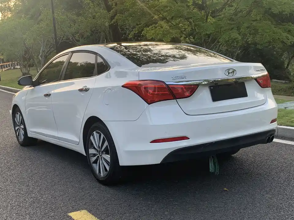 Hyundai Name picture