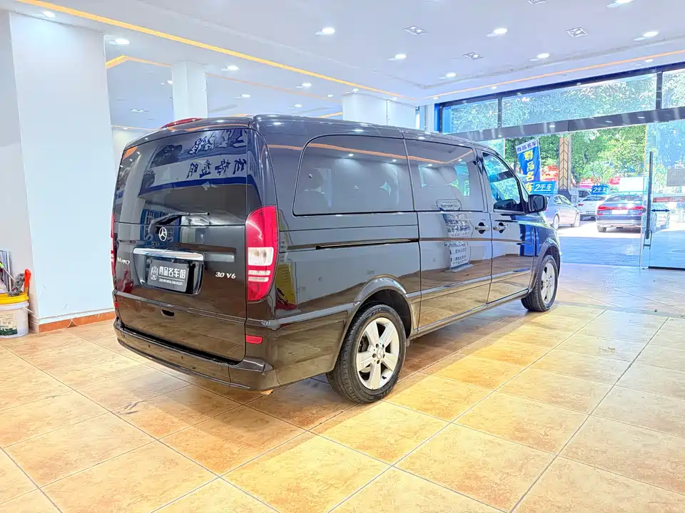 Mercedes-Benz Viano