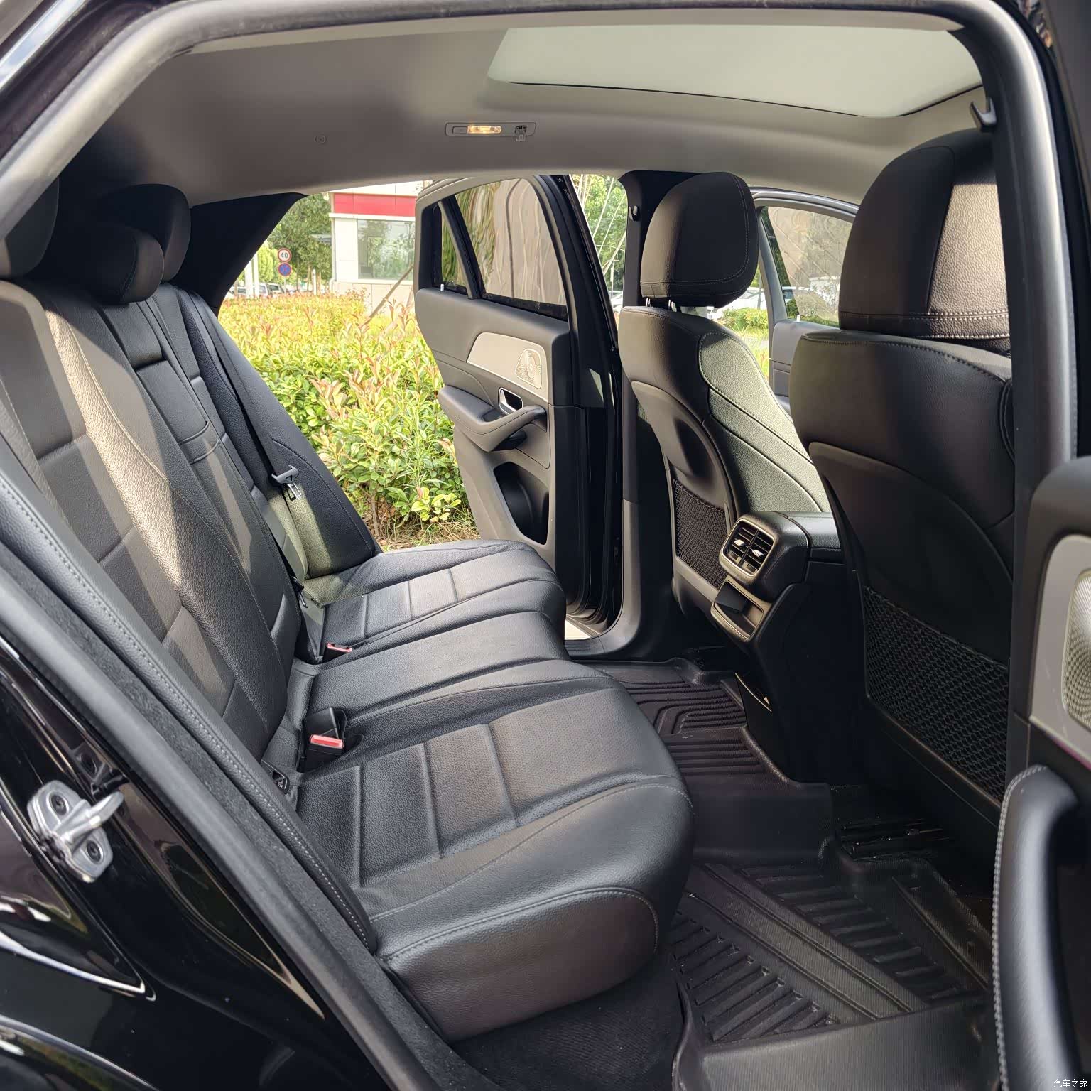 Mercedes-Benz GLE, 2021 13