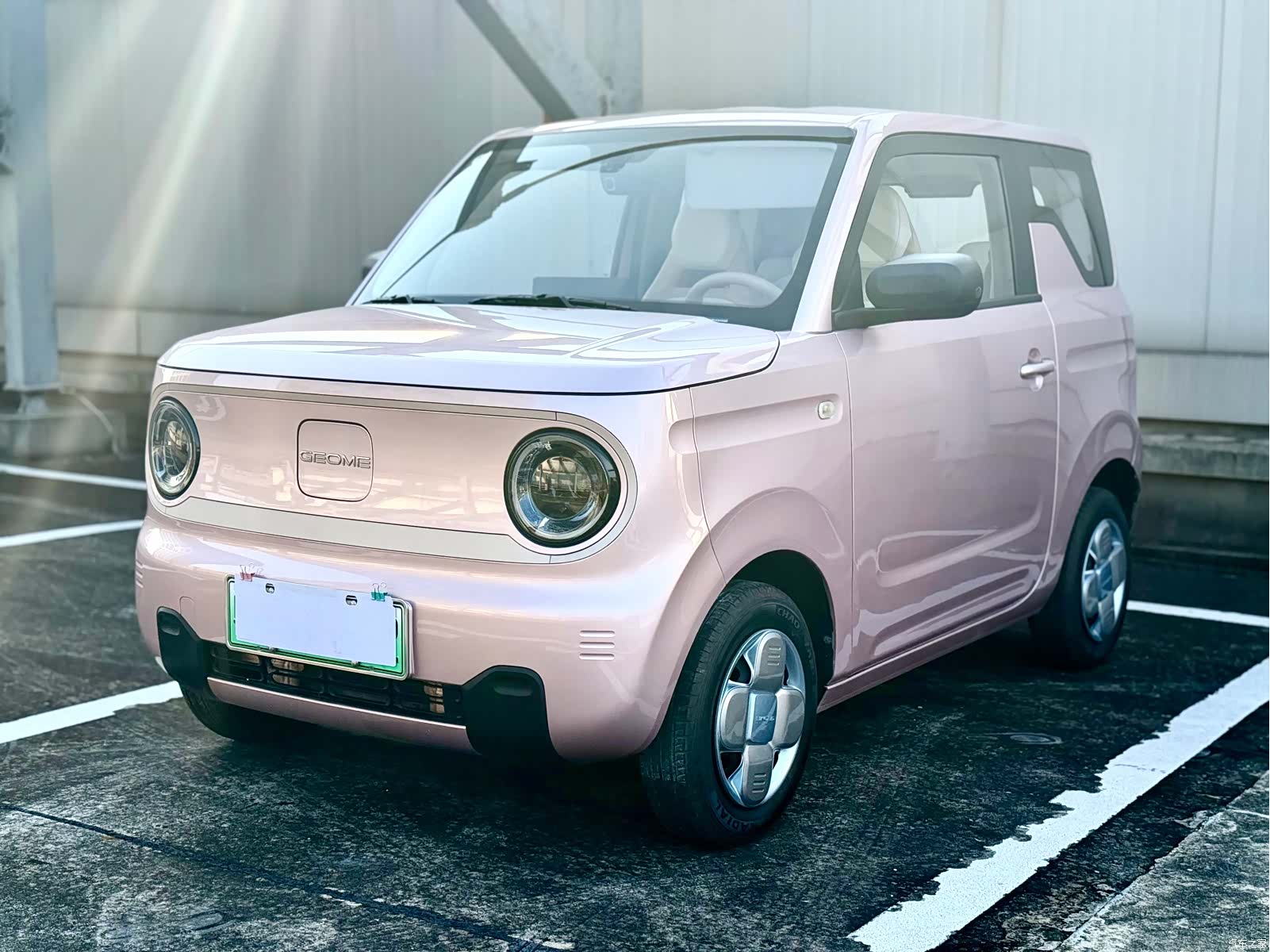 Geely Panda, 2023 1