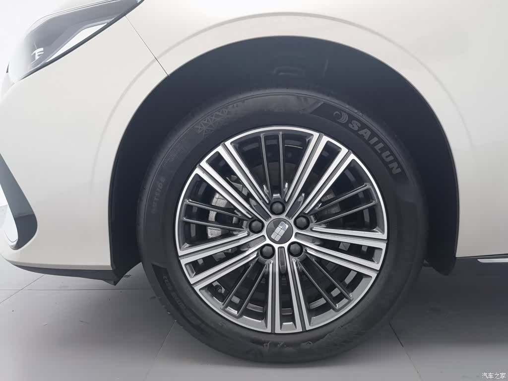 Geely 6, 2025 17