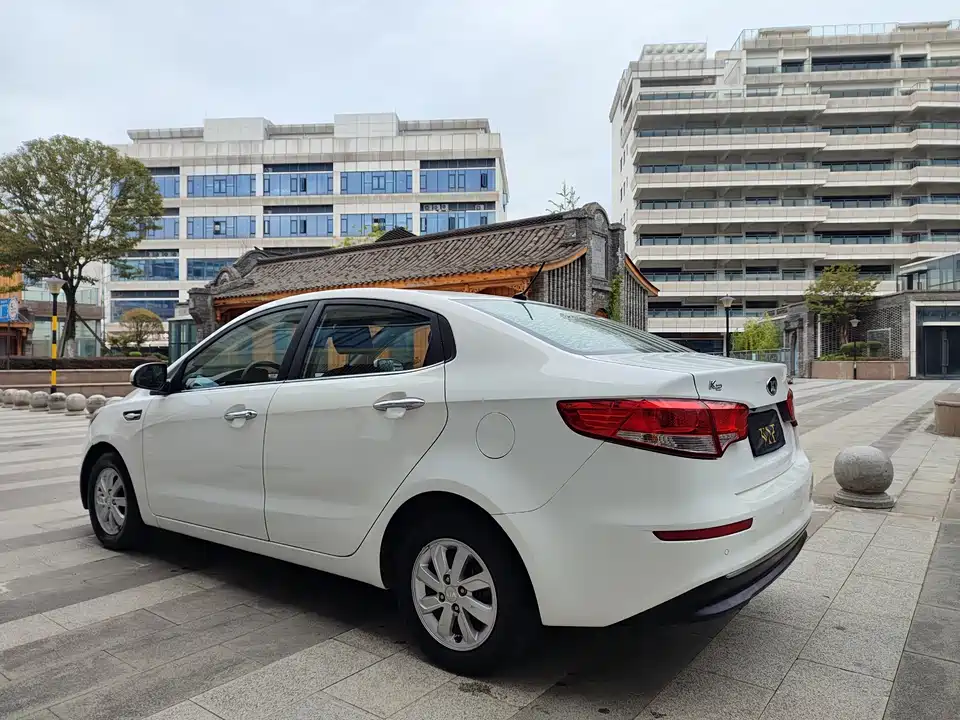 Kia K2