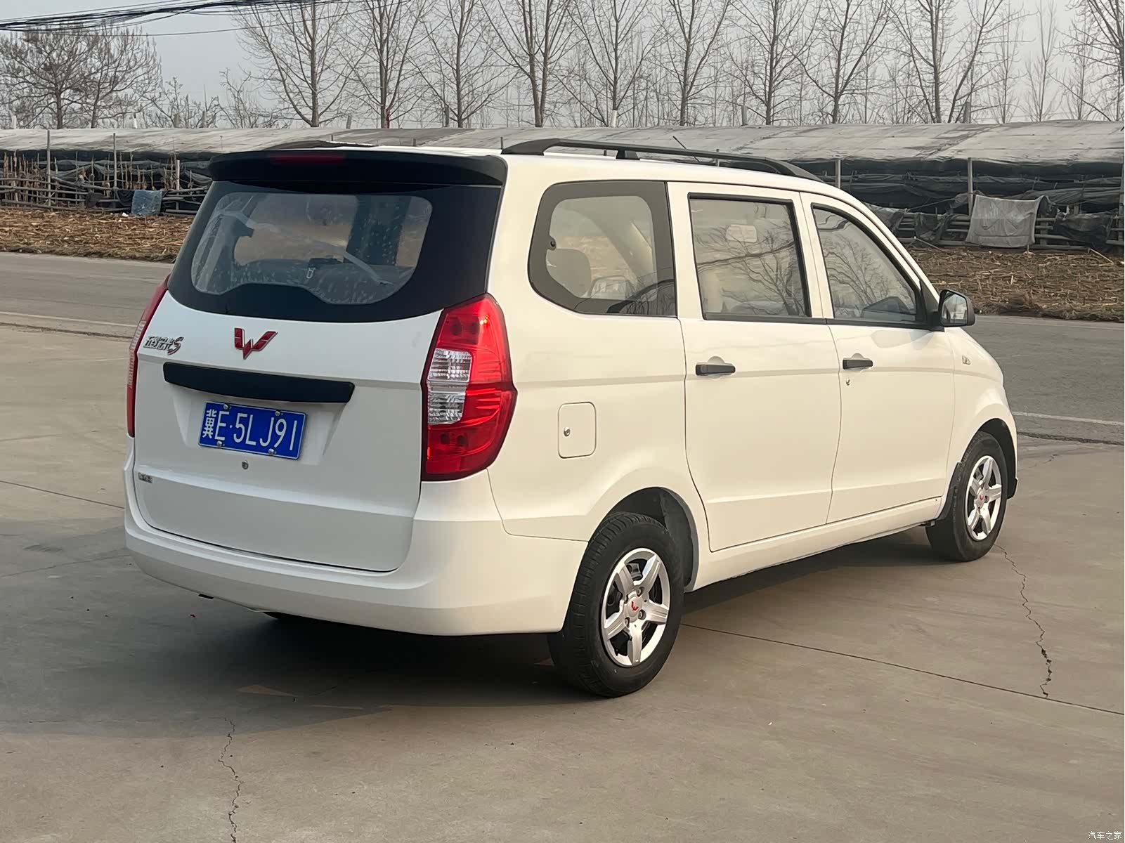 Wuling Hongguang, 2017 4