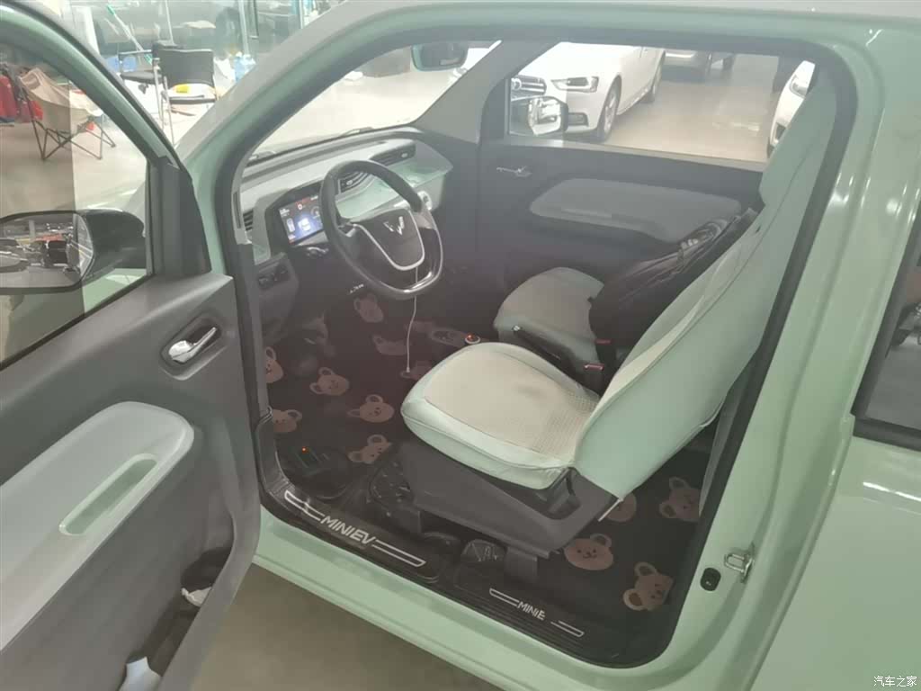 Wuling MINIEV, 2022 16