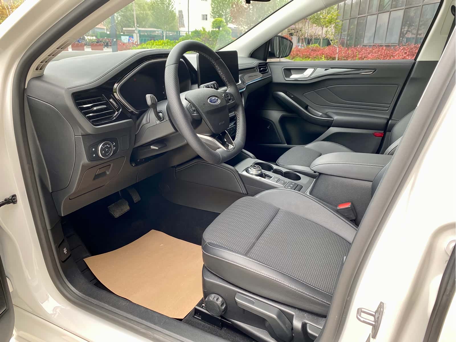 Ford Focus, 2022 4