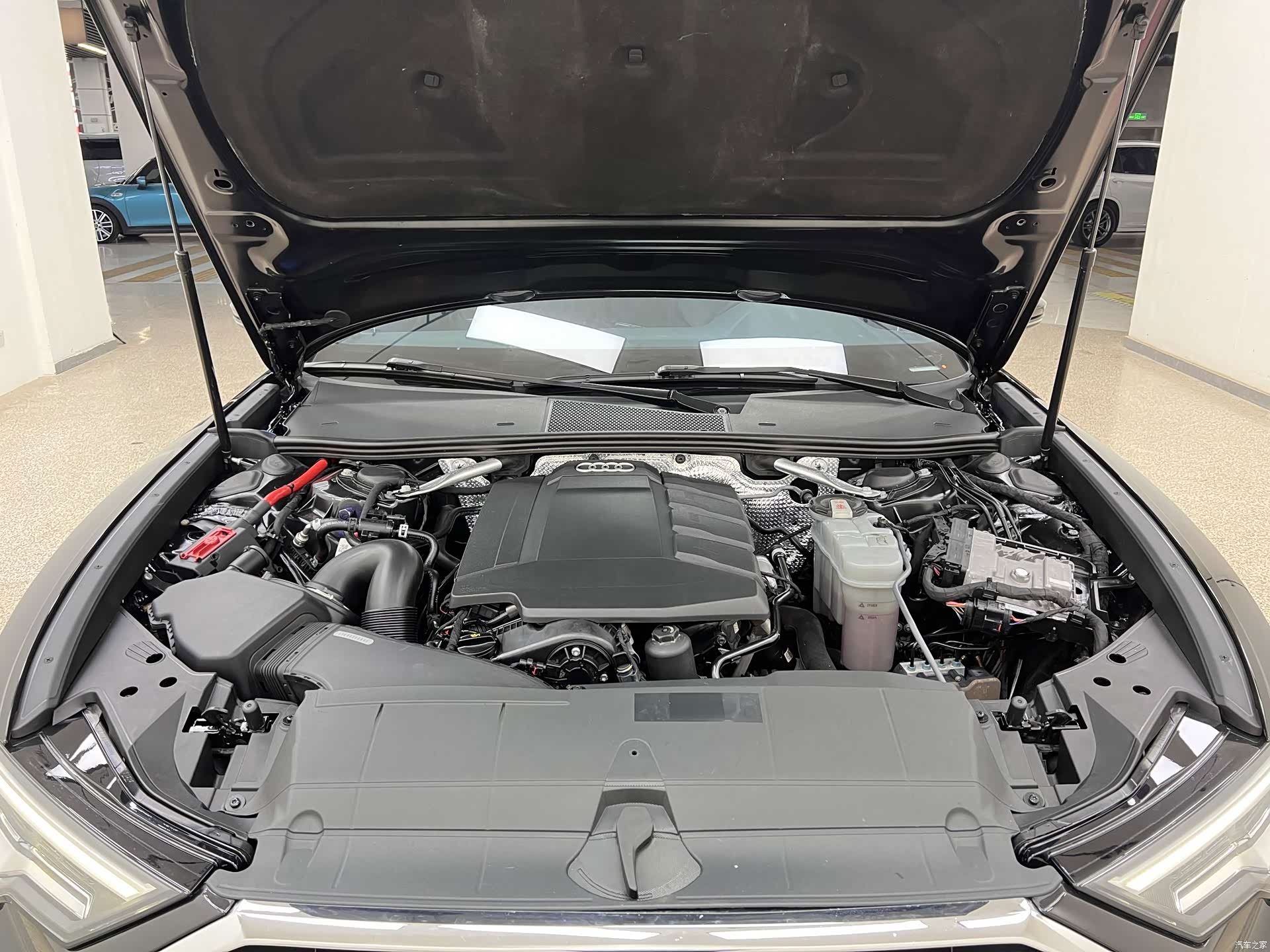 Audi A6L, 2022 25
