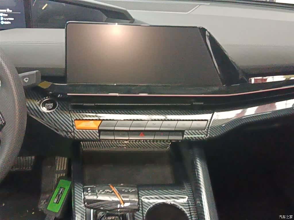 Changan UNI-V, 2023 13