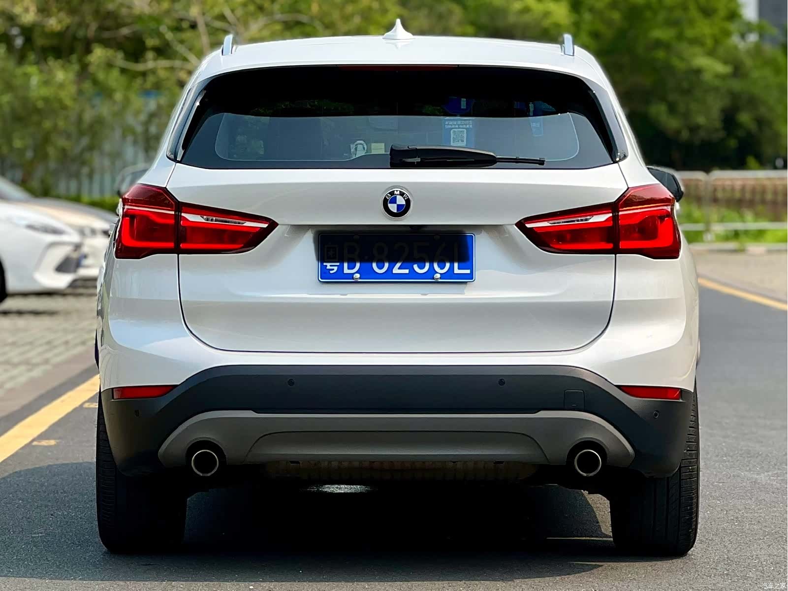 BMW X1, 2019 все фото