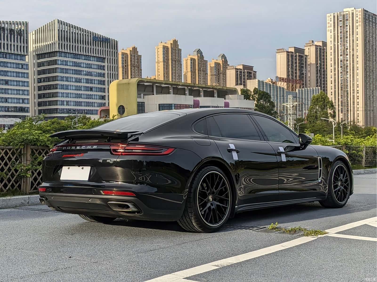 Porsche Panamera, 2018 3