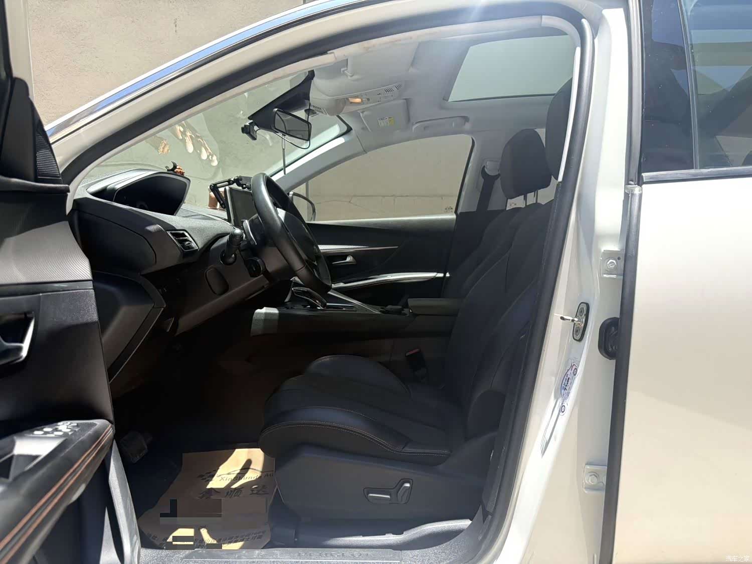 Peugeot 4008, 2018 все фото
