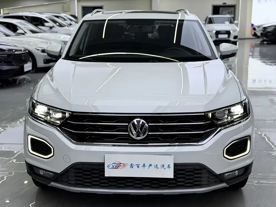 Volkswagen T-ROC exploring Songs