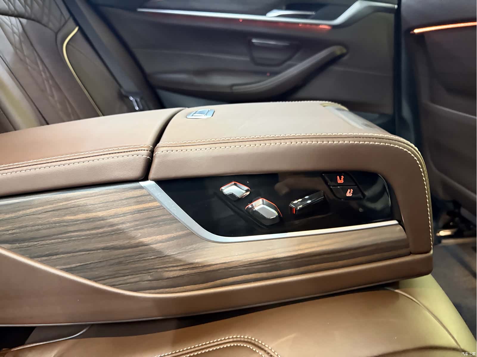 BMW 5 Series, 2017 13