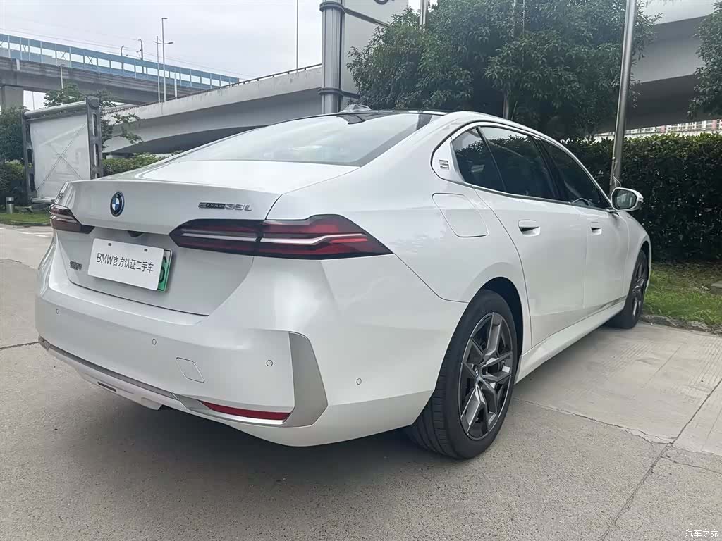 BMW i5, 2025 4