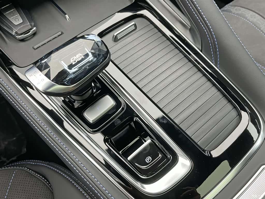 Geely Preface, 2026 17